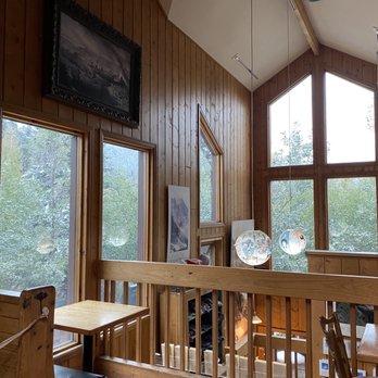 Inkwell & Brew - Upstairs seating area - Coffee & Tea Near Me - Estes Park, Colorado Inkwell & Brew - Upstairs seating area - Coffee & Tea Near Me - Estes Park, Colorado