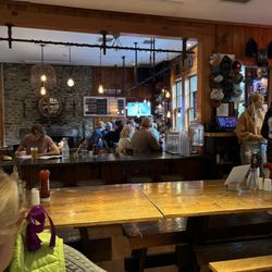Mad River Barn - The bar