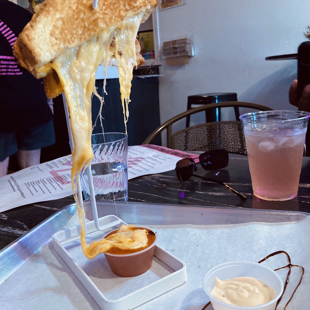 Grilled Cheese Gallery - Ice Cream & Frozen Yogurt Near Me - St. Augustine, Florida