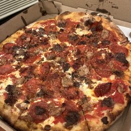 Medium meat lovers to go. Medium meat lovers to go.