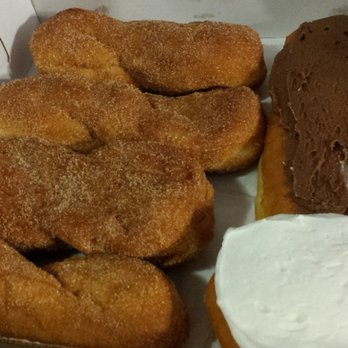 Jeff's Donuts - Our monthly treats! Cinnamon twists and long johns and jelly vanilla frosted donuts! - Donuts Near Me - Jeffersonville, Indiana Jeff's Donuts - Our monthly treats! Cinnamon twists and long johns and jelly vanilla frosted donuts! - Donuts Near Me - Jeffersonville, Indiana