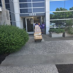 Joshua’s Moving and Packing Service - Load boxes