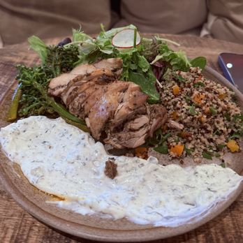 NU Real Food - Chicken, quinoa and buckwheat mix, grilled broccoli harissa, salad and herb yogurt sauce - Mediterranean Near Me - Miami, Florida