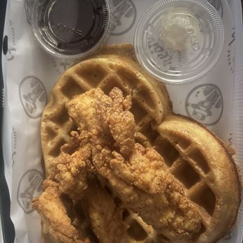 Slim Chickens - Chicken & Waffles - Chicken Shop Near Me - Albuquerque, New Mexico