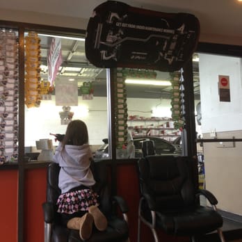 Jiffy Lube - Daughter staring through the window... - Oil Change Stations Near Me - Auburn, Washington