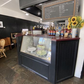 Simple Pleasures Restaurant - a display of food and beverages - Breakfast & Brunch Near Me - Lincoln, California Simple Pleasures Restaurant - a display of food and beverages - Breakfast & Brunch Near Me - Lincoln, California