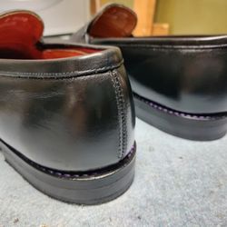 Ye Olde Cobbler Shoppe - Clean and smooth heal curve