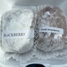 Strawberry Mochi Ice Cream