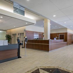 River Oaks Hospital & Clinics