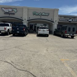 Pho & More - Outside