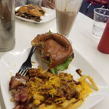 Miner's Diner - Burgers and malt. - American Near Me - Julian, California