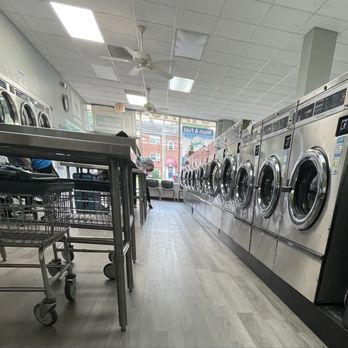 Laundry Station - Laundromat Near Me - Alexandria, Virginia