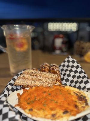 BLU Crabhouse & Raw Bar by null