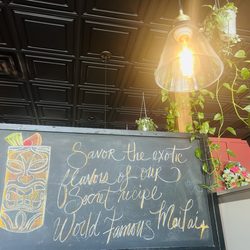 Addison's Steakhouse - Cute chalkboard above the booth!