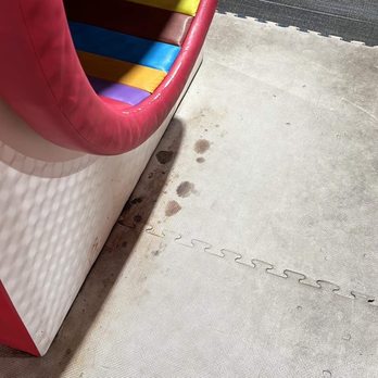 The Rush Fun Park - Example of the condition of the floors - Indoor Playcenter Near Me - Universal City, Texas The Rush Fun Park - Example of the condition of the floors - Indoor Playcenter Near Me - Universal City, Texas
