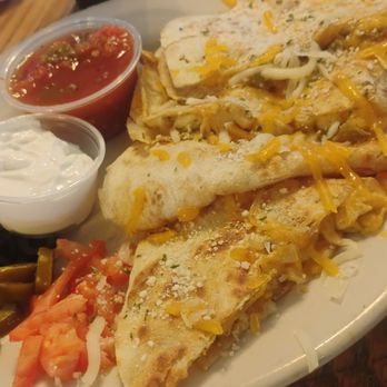Field House - Chicken Quesadilla - American Near Me - Cabot, Pennsylvania Field House - Chicken Quesadilla - American Near Me - Cabot, Pennsylvania