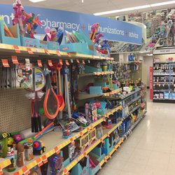 Walgreens - Walgreens of Medway -- 68 Main Street / Route 109, Medway Interior
