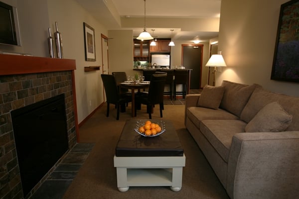 Blackstone Mountain Lodge by CLIQUE by null