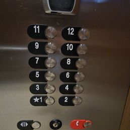 12 floor total 12 floor total