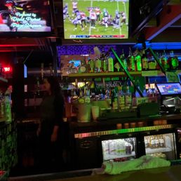 UP-DOWN MILWAUKEE - Updated July 2025 - 129 Photos & 128 Reviews - 615 ...