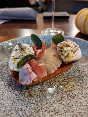 Midlothian Chef's Kitchen by null