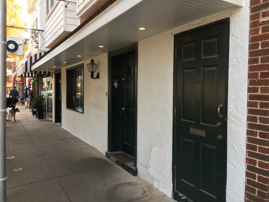 McNally's Tavern CHESTNUT HILL by null