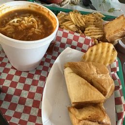Chili with grilled french bread Chili with grilled french bread