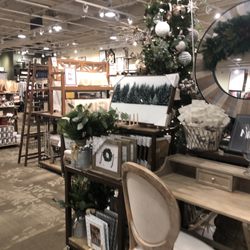 Kirkland's
