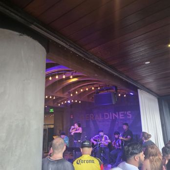 Hotel Van Zandt - Live music - Hotels Near Me - Austin, Texas Hotel Van Zandt - Live music - Hotels Near Me - Austin, Texas