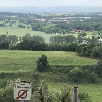 Castello di Monteriggioni - Landmarks & Historical Buildings Near Me