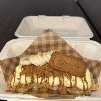 Mingle Mochi & Croffle - Banana cream croffle - Desserts Near Me - Rosemead, California Mingle Mochi & Croffle - Banana cream croffle - Desserts Near Me - Rosemead, California