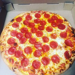 Large Pepperoni Pizza