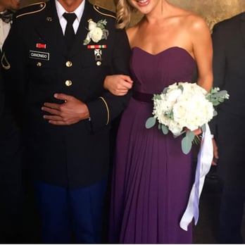 Little Grey Events - Bridesmaids Bouquet by Truly Fancy Events - Wedding Planning Near Me