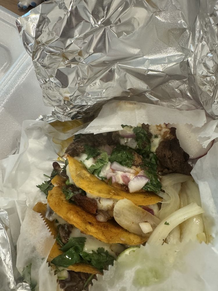 Taqueria Azteca Y Antojitos