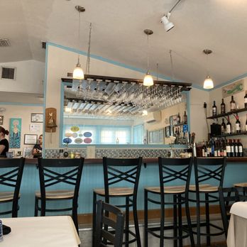 The SaltBox Cafe - Indoor bar - New American Near Me - Kill Devil Hills, North Carolina The SaltBox Cafe - Indoor bar - New American Near Me - Kill Devil Hills, North Carolina