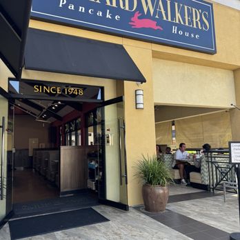 Richard Walker's Pancake House - Exterior with peek of covered patio - Waffles Near Me - Del Mar, California Richard Walker's Pancake House - Exterior with peek of covered patio - Waffles Near Me - Del Mar, California