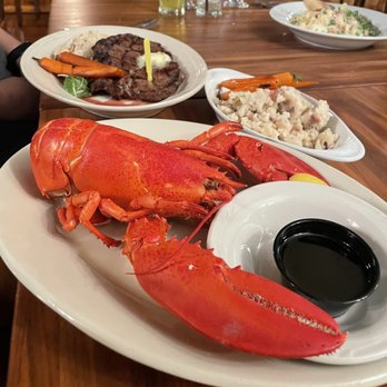 The Chart Room - Boiled Lobster w/ Mashed Potatoes and Carrots ($32.95), + Rib Eye ($36.95) - Seafood Near Me - Bar Harbor, Maine