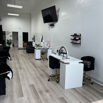 Le’Miel Beauty Bar - Salon Tour - Eyelash Service Near Me - Temple, Texas Le’Miel Beauty Bar - Salon Tour - Eyelash Service Near Me - Temple, Texas