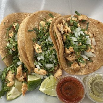 EL Man Tacos - Pollo Tacos - Food Trucks Near Me - Irondale, Alabama EL Man Tacos - Pollo Tacos - Food Trucks Near Me - Irondale, Alabama