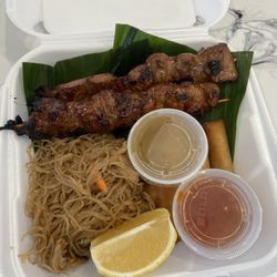 Bulan Filipino Grill - Pork Skewer with Pancit and Lumpia