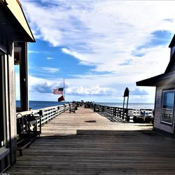 Beach Front Motel - The Pier...it will be getting an upgrade in 2023 so enjoy it while you can, before construction begins.