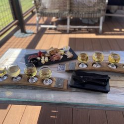 Oak & Apple Cidery