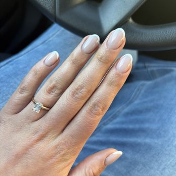 Levit8 Lounge - Hard Gel French Manicure - Nail Salons Near Me - Burlingame, California
