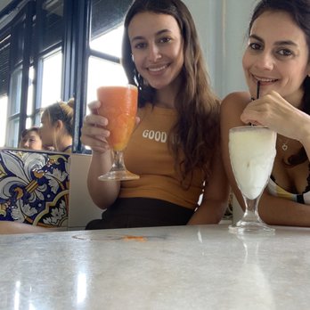 La Terra - Mango carrot juice and coconut lemon juice - Spanish Near Me - Gerona, GI