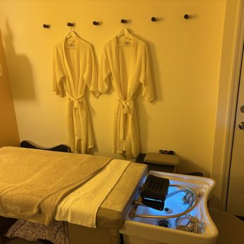Spa Natureland - The head spa bed - Massage Therapy Near Me - Englewood, New Jersey