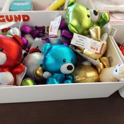 Hey! Joy Toy Store - Gund