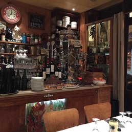 The "bar" at Le Petit Baigneur