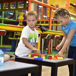 We Play - Lego Zone