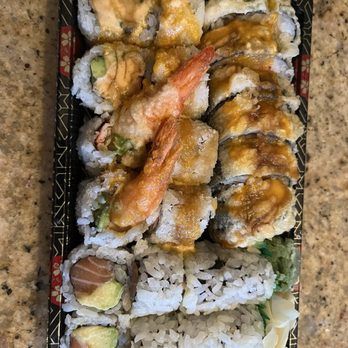 Sushi Q8 - Eldersburg - Dabomb Boston bays Salmon avocado - Japanese Near Me - Eldersburg, Maryland Sushi Q8 - Eldersburg - Dabomb Boston bays Salmon avocado - Japanese Near Me - Eldersburg, Maryland