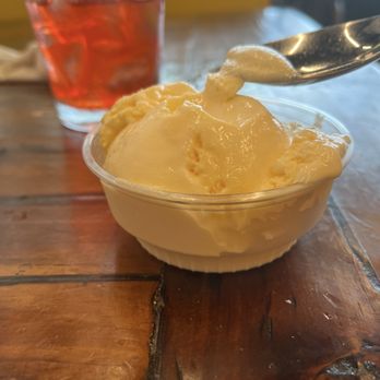 Beeliner Diner - Ice cream - Breakfast & Brunch Near Me - Alexandria, Virginia Beeliner Diner - Ice cream - Breakfast & Brunch Near Me - Alexandria, Virginia